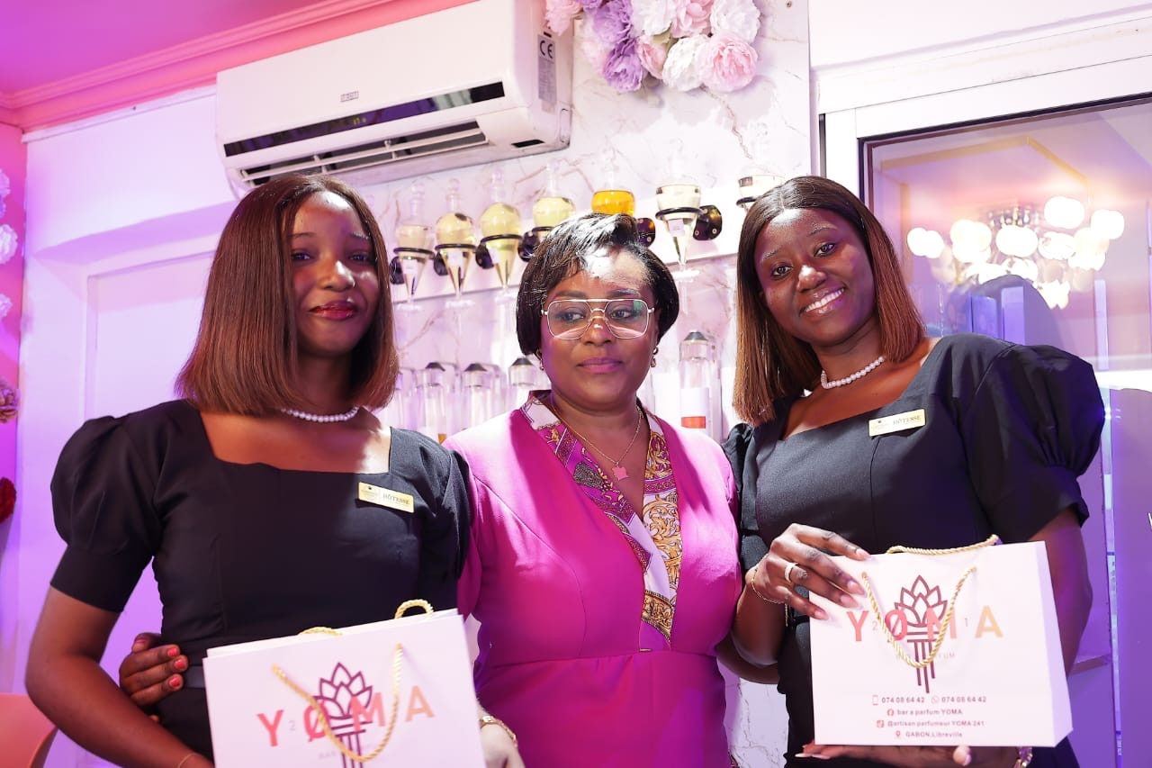 Parfumerie : Yoma mise sur l’okoumé pour valoriser le savoir-faire gabonais.