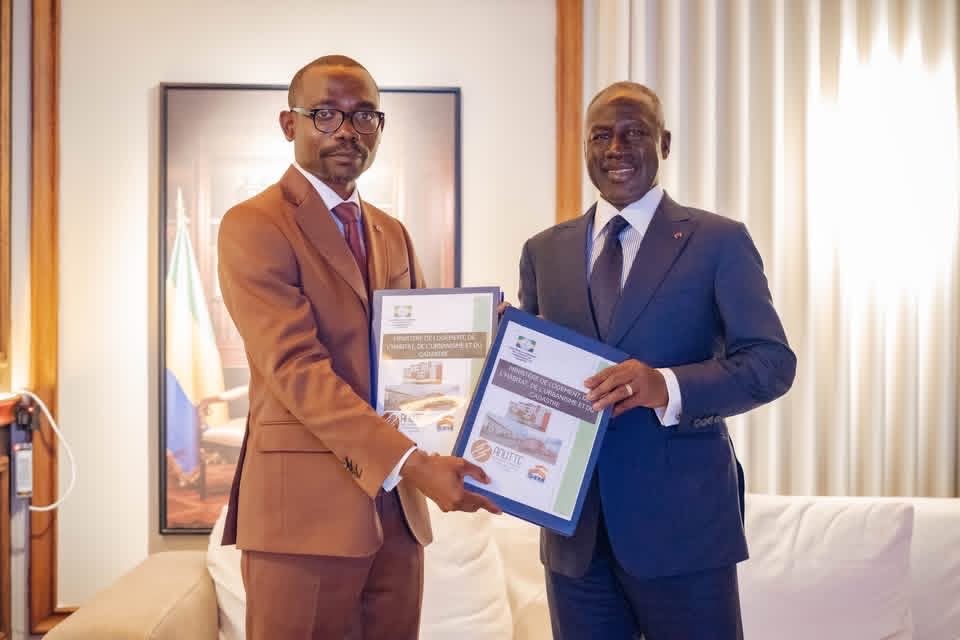 Le Gabon accélère la digitalisation des procédures foncières et cadastrales.